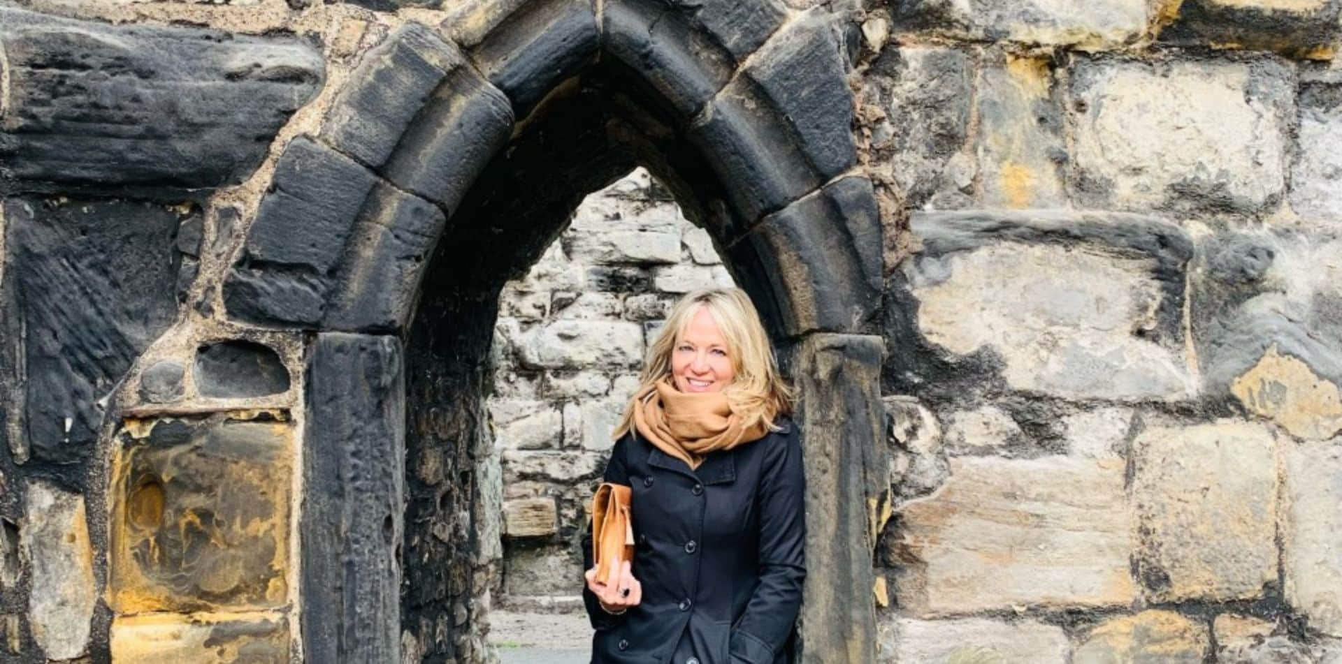 Scotland guest at castle ruins