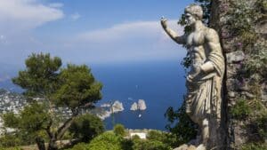 A statue in Amalfi.