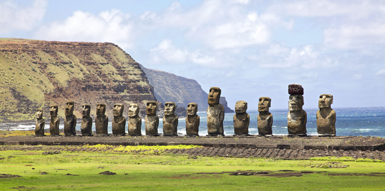 Multiple island heads in Chile.