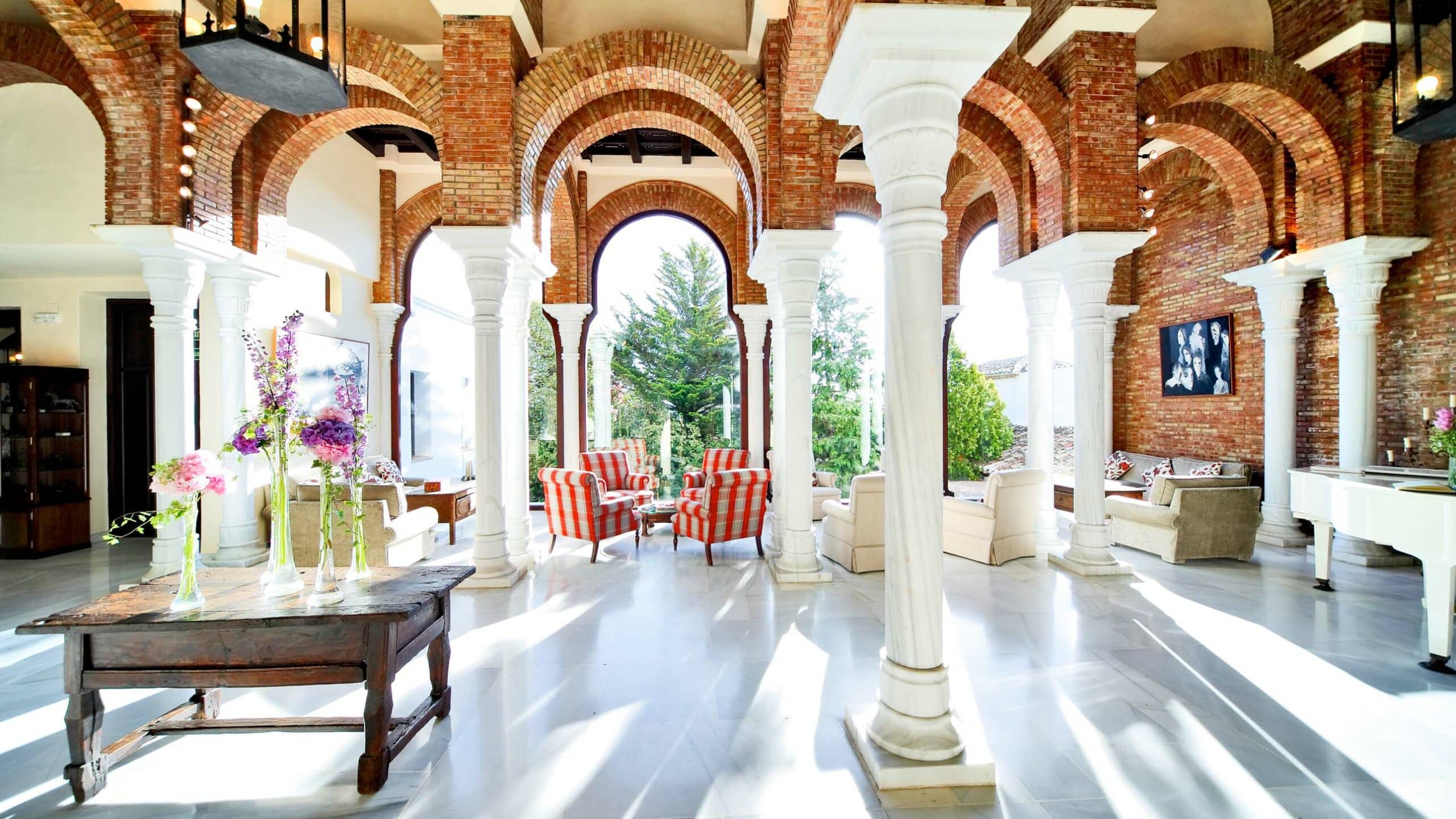Grand Hotels of the World