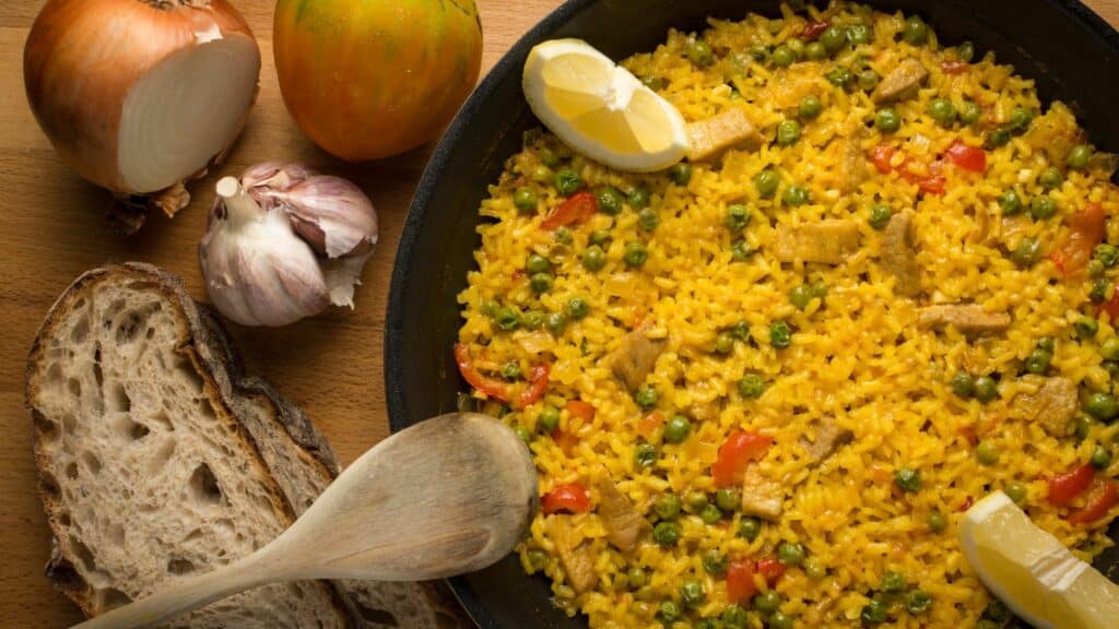 Arroz con pollo Cuban Dish