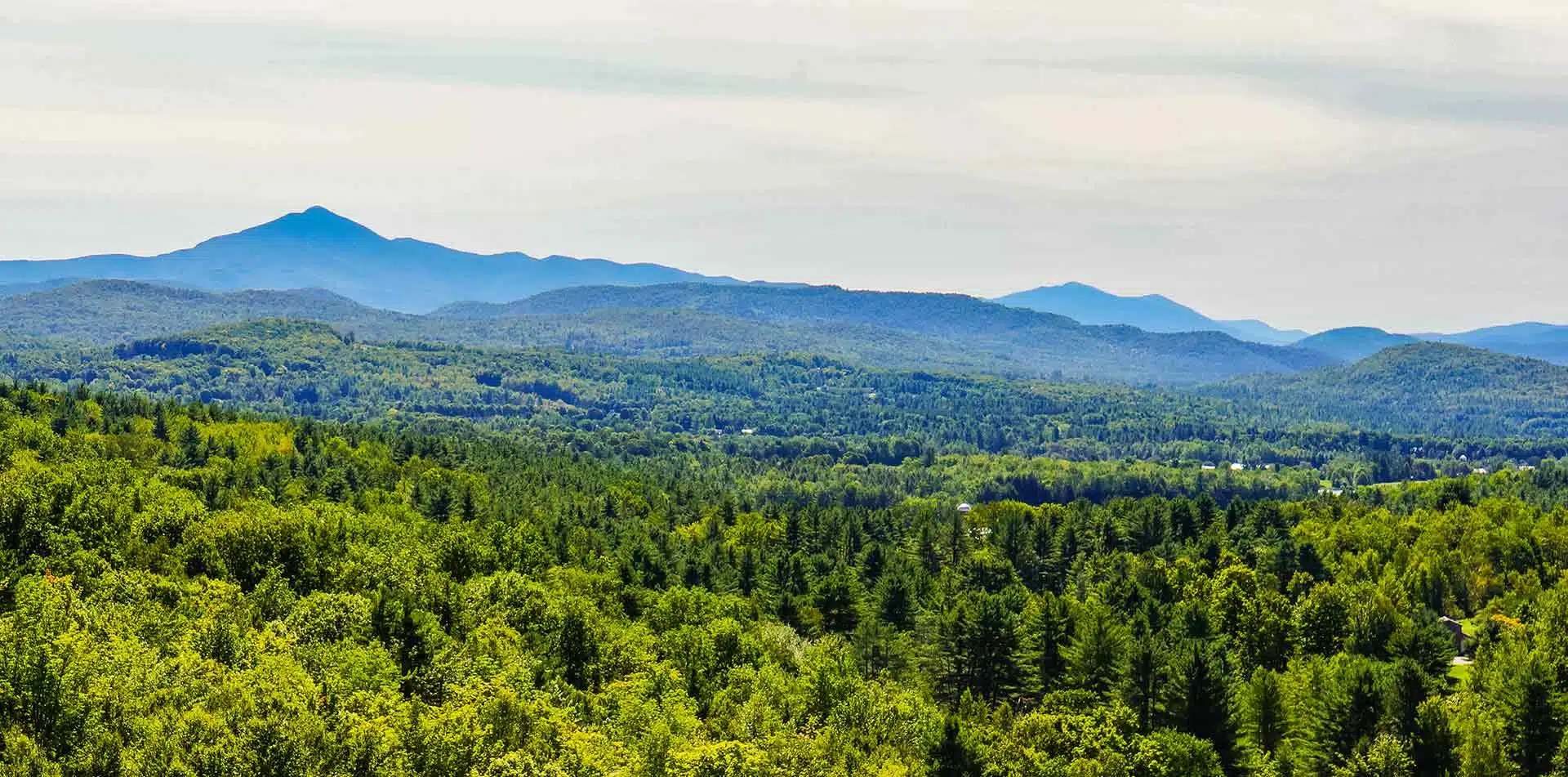 North America United States Vermont scenic Camels Hump in beautiful Green Mountains - luxury vacation destinations