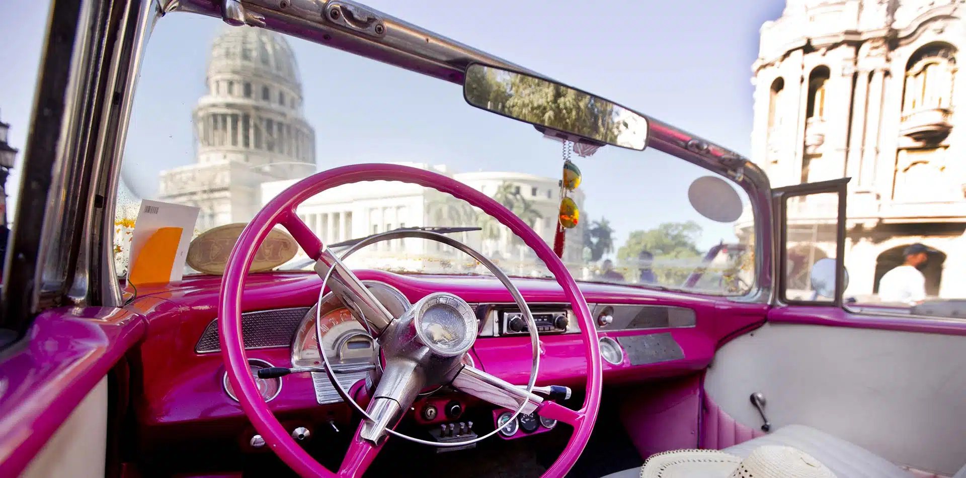 Convertible in Havana, Cuba