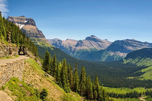 Going-to-the-Sun-Road in Glacier National Park