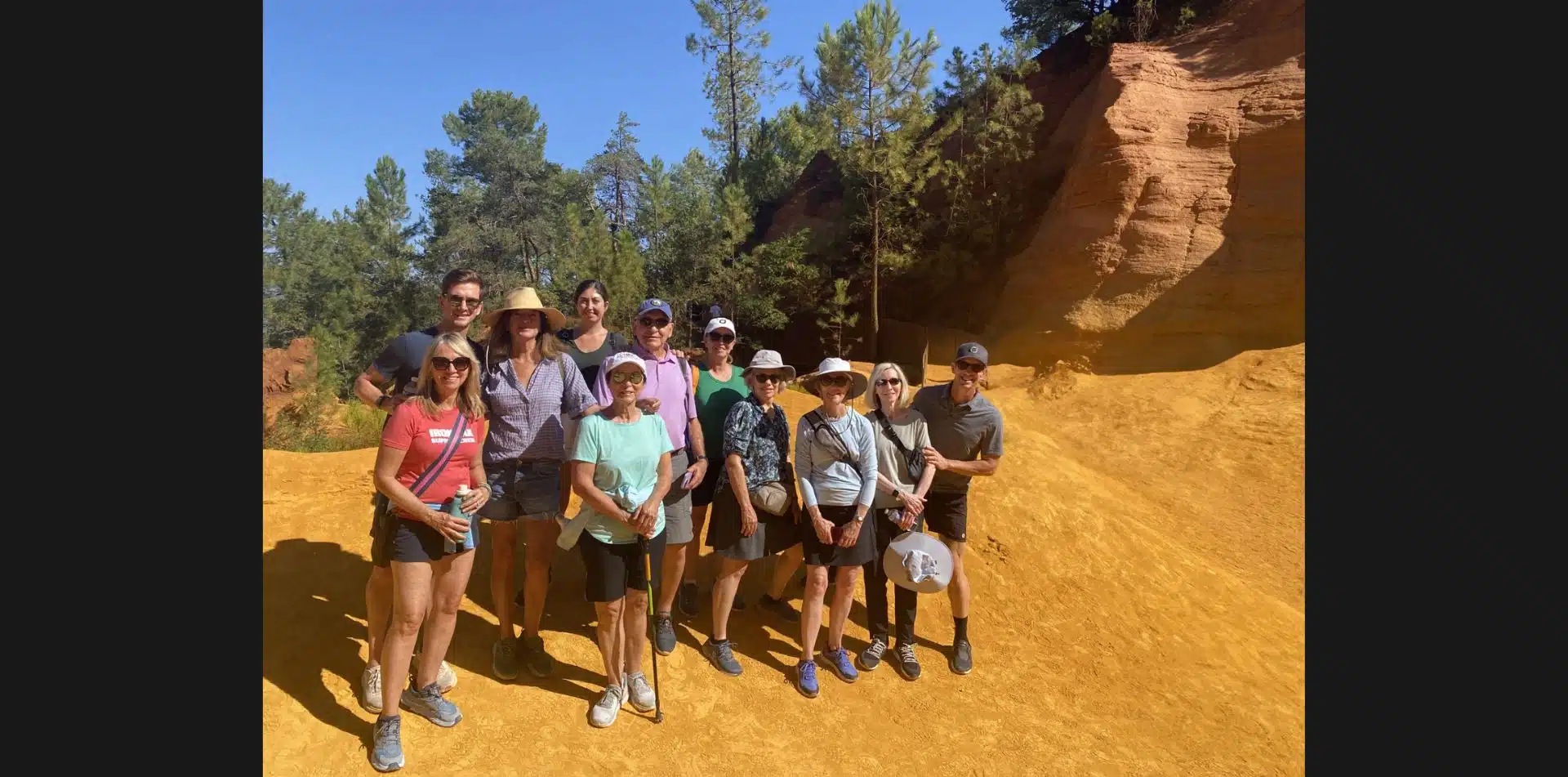 5 - Immerse yourself in the ochre quarries of Roussillon, reminiscent of Bryce Canyon 