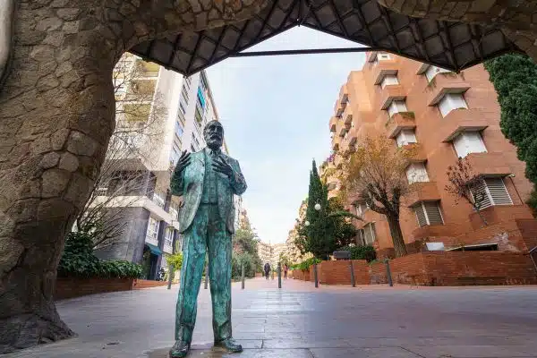 A statue of Antoni Gaudi in Barcelona