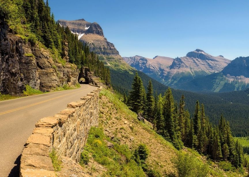 USA Montana Glacier National Park - going to the sun road